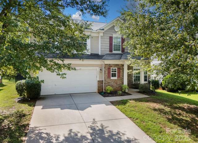 Property at 9607 Seamill Rd, Charlotte, NC 28278, 4 beds, 2.5 baths