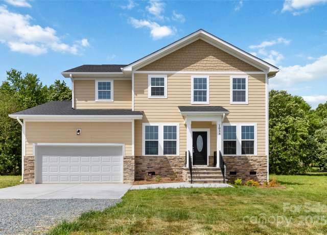 Property at 1034 Heath Helms Rd, Monroe, NC 28110, 3 beds, 2.5 baths