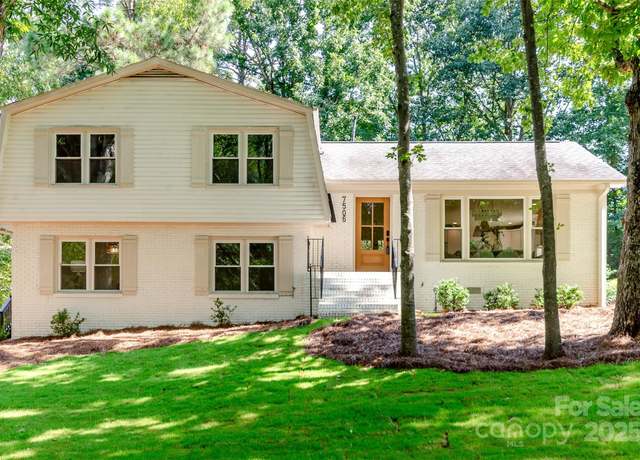 Property at 7506 Kilcullen Dr, Charlotte, NC 28270, 4 beds, 2.5 baths