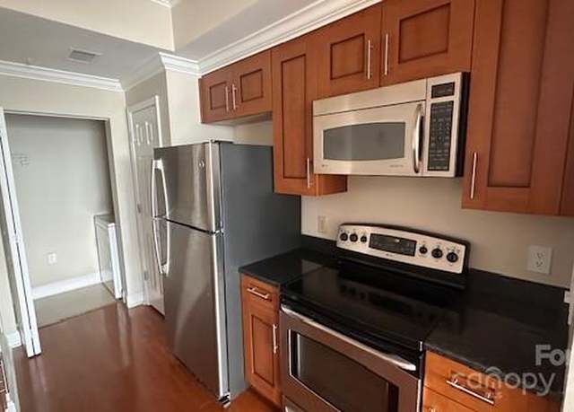 Property at 300 W 5th St #812, Charlotte, NC 28202, 2 beds, 1 bath