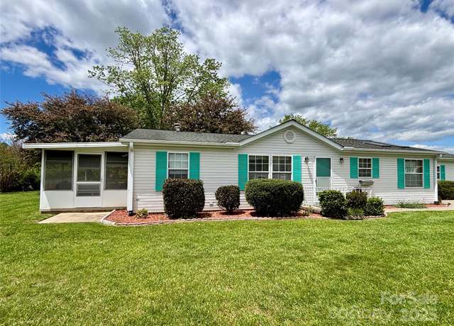 Property at 236 Riverwind Dr, Hendersonville, NC 28739, 3 beds, 2 baths