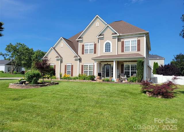 Property at 103 Doyle Farm Ln, Mooresville, NC 28115, 4 beds, 2.5 baths