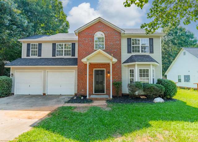 Property at 4230 Chatterleigh Dr, Monroe, NC 28110, 3 beds, 2.5 baths