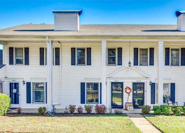 Property at 1830 Ebenezer Rd, Rock Hill, SC 29732, 2 beds, 2.5 baths