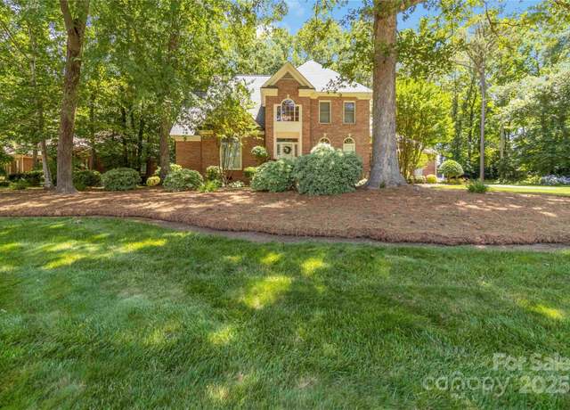 Property at 1520 Cureton Dr, Rock Hill, SC 29732, 4 beds, 3.5 baths