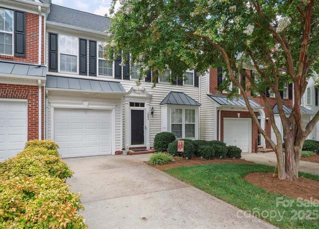 Property at 1882 Lookout Ln, Gastonia, NC 28054, 3 beds, 2.5 baths