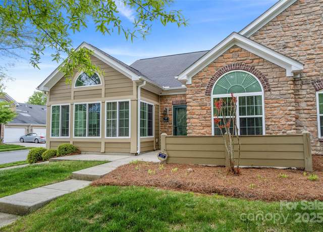 Property at 6311 Ridge Path Ln, Charlotte, NC 28269, 2 beds, 2 baths