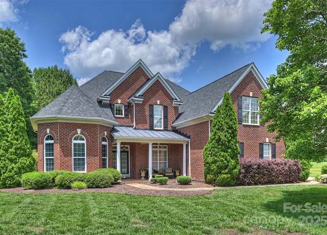 Property at 2300 Lord Anson Dr, Waxhaw, NC 28173, 5 beds, 4 baths