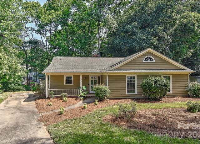 Property at 2706 Bremer Ct, Charlotte, NC 28210, 3 beds, 2 baths