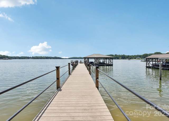 Property at 175 Folkstone Rd, Mooresville, NC 28117, 4 beds, 3.5 baths