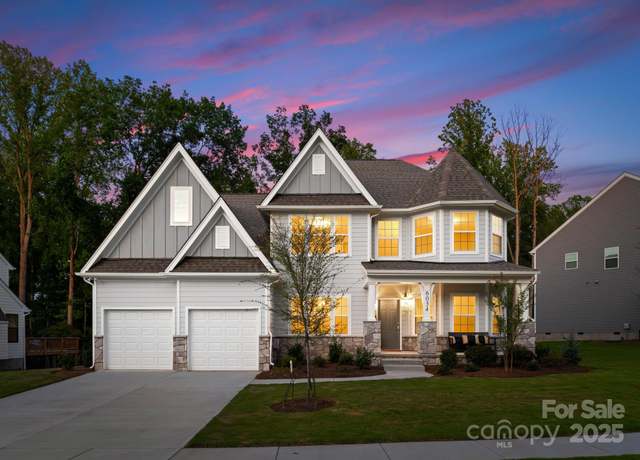 Property at 6034 Jepson Ct, Charlotte, NC 28214, 5 beds, 3.5 baths