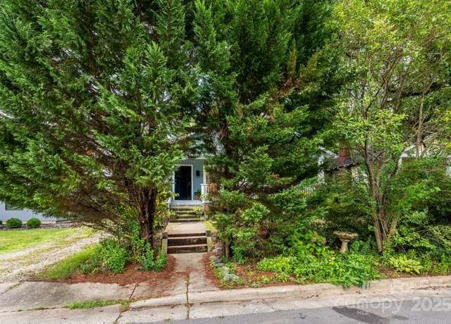 Property at 1716 Umstead St, Charlotte, NC 28205