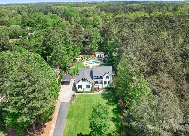 Property at 317 Marietta Rd, Mooresville, NC 28117, 3 beds, 2.5 baths
