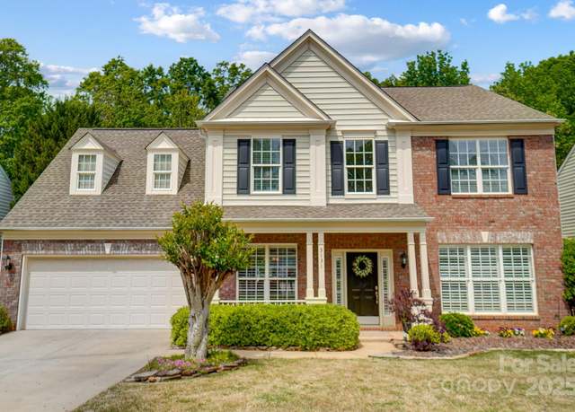 Property at 3131 Arborhill Rd, Charlotte, NC 28270, 4 beds, 2.5 baths