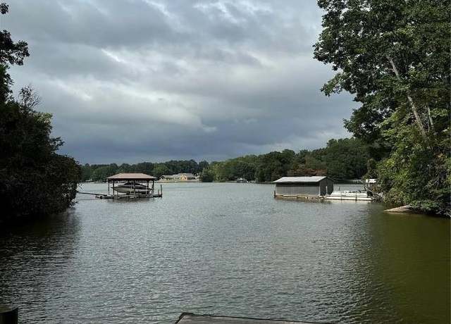 Property at 7116 Nancy Lee Cir, Sherrills Ford, NC 28673