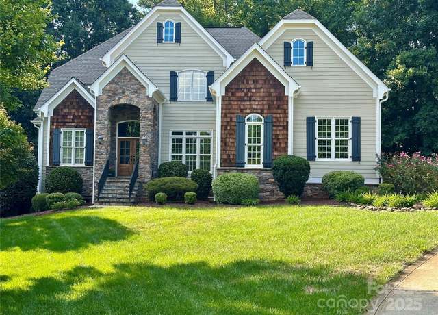 Property at 7781 Rock Meadows Trail Ct, Denver, NC 28037, 5 beds, 3.5 baths