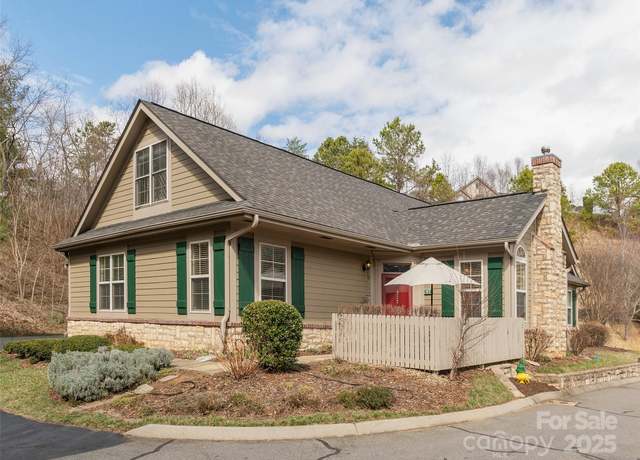 Property at 47 Craggy Vista Dr, Swannanoa, NC 28778, 3 beds, 2.5 baths