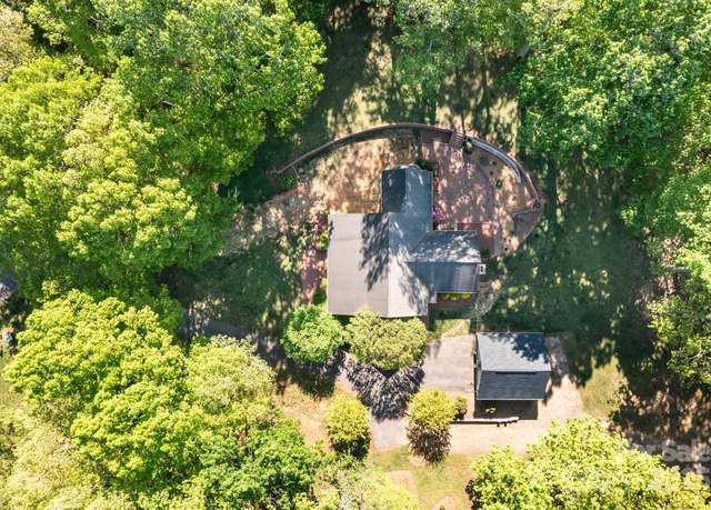 Property at 101 Blueberry Hill Dr, Statesville, NC 28625, 3 beds, 2.5 baths