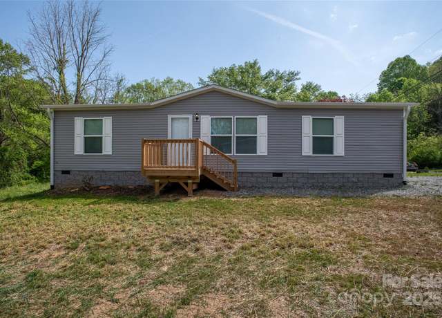 Property at 1451 Newfound Rd, Leicester, NC 28748, 3 beds, 2 baths