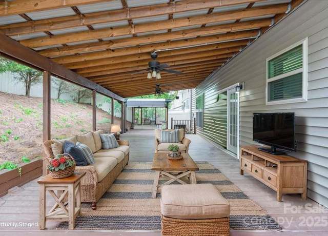 Property at 392 Winecoff Woods Dr NW, Concord, NC 28027, 4 beds, 2.5 baths