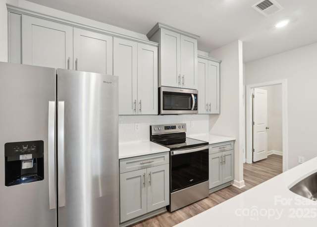 Property at 135 Utility Ln Unit C, Mooresville, NC 28117, 3 beds, 2.5 baths