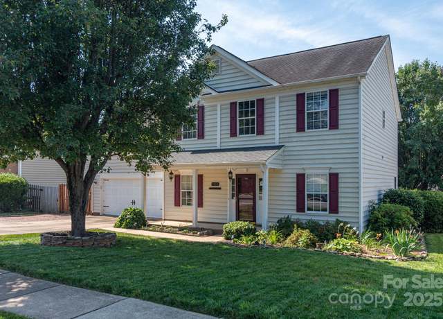 Property at 9410 Culcairn Rd, Huntersville, NC 28078, 4 beds, 2.5 baths