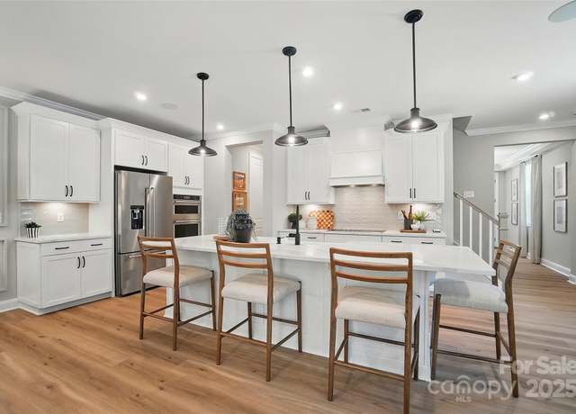 Property at 12055 Lavinia Ln, Charlotte, NC 28277, 4 beds, 3.5 baths