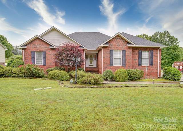 Property at 2547 Bill Thompson Rd, Lancaster, SC 29720, 3 beds, 2 baths