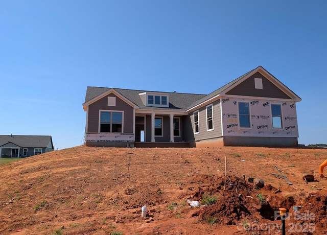 Property at 1628 Dresden Dr, Rock Hill, SC 29732, 3 beds, 2 baths