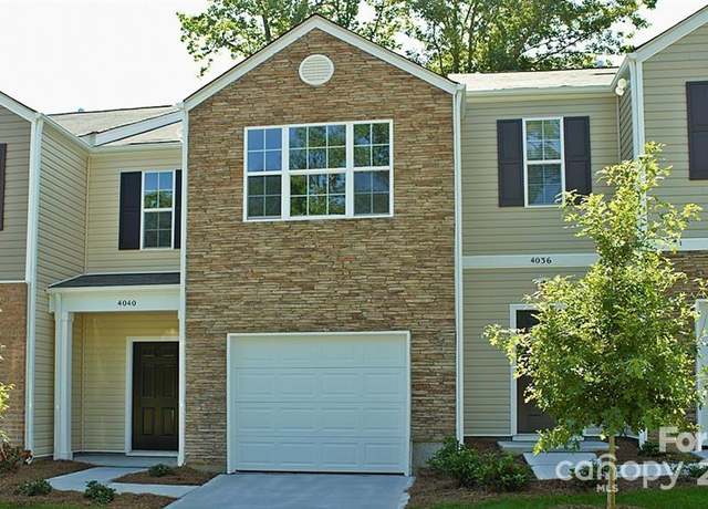 Property at 6123 Guildford Hill Ln, Charlotte, NC 28215, 3 beds, 2.5 baths