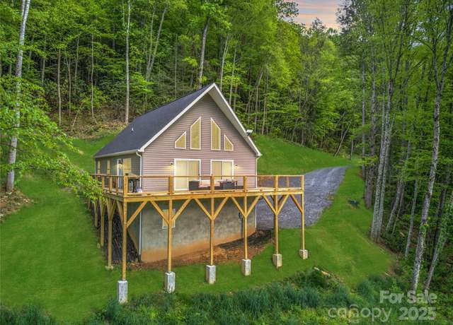 Property at 145 Banjo Ln, Waynesville, NC 28785, 3 beds, 2 baths