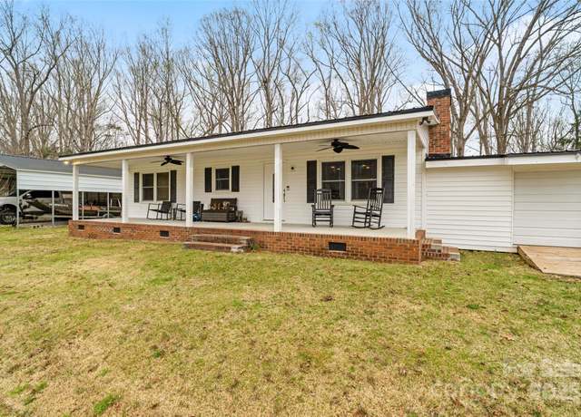 Property at 1197 Fincher Rd, Fort Lawn, SC 29714, 3 beds, 2 baths