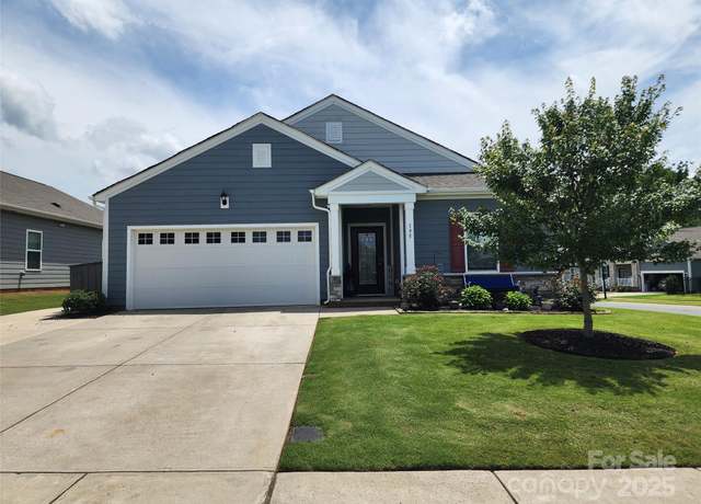 Property at 195 Willow Valley Dr, Mooresville, NC 28115, 4 beds, 2 baths