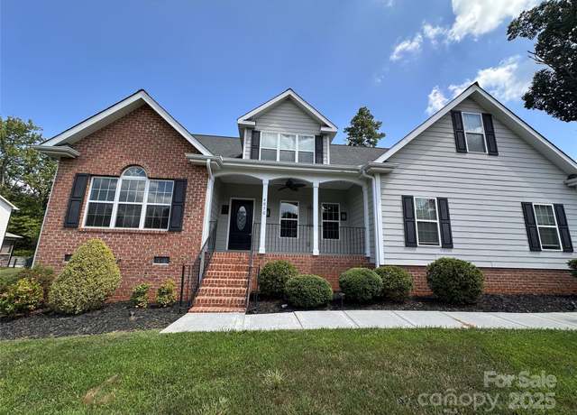 Property at 4070 Harmattan Dr, Denver, NC 28037, 4 beds, 4 baths