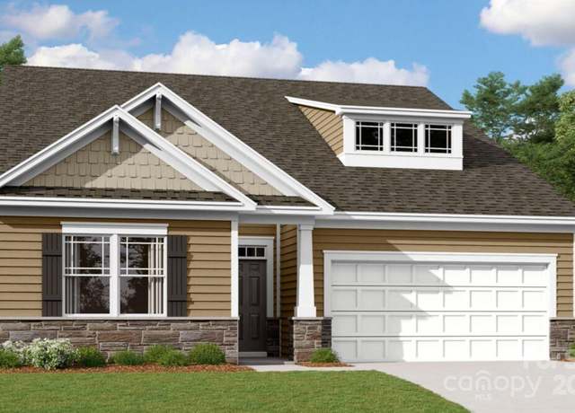 Property at 10209 Whitaker Pointe Dr, Huntersville, NC 28078, 4 beds, 3 baths