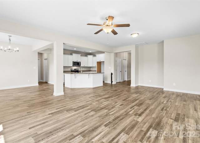 Property at 2504 Hovis Rd, Lincolnton, NC 28092, 3 beds, 2 baths
