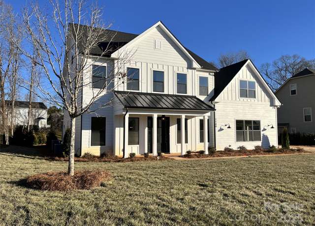 Property at 8827 Wingard Rd, Waxhaw, NC 28173, 4 beds, 4 baths