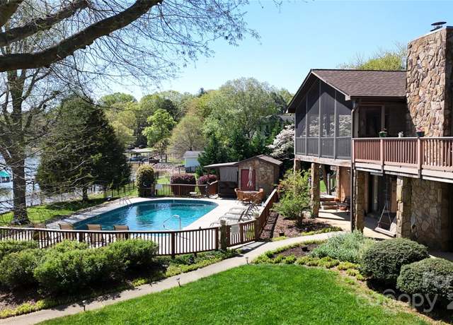Property at 7424 Windy Pine Cir, Denver, NC 28037, 3 beds, 3.5 baths
