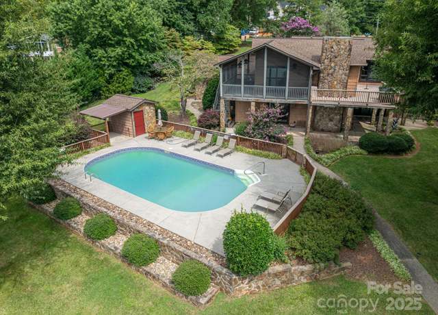 Property at 7424 Windy Pine Cir, Denver, NC 28037, 3 beds, 3.5 baths