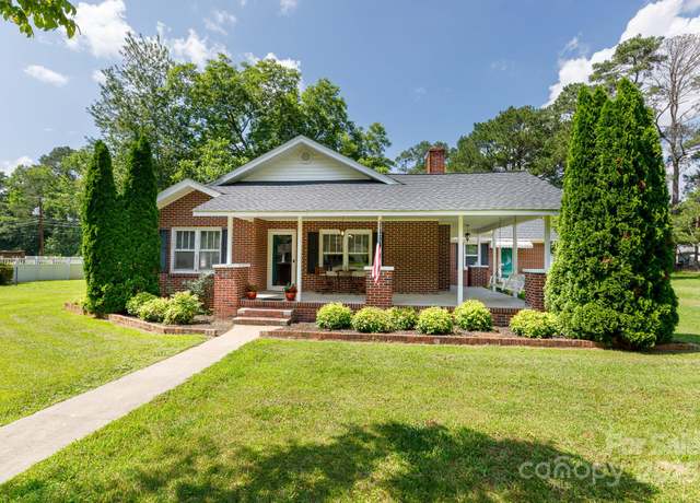 Property at 628 Stamie Dr, Chester, SC 29706, 2 beds, 2 baths