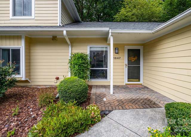 Property at 1047 Sardis Cove Dr, Charlotte, NC 28270, 2 beds, 2 baths