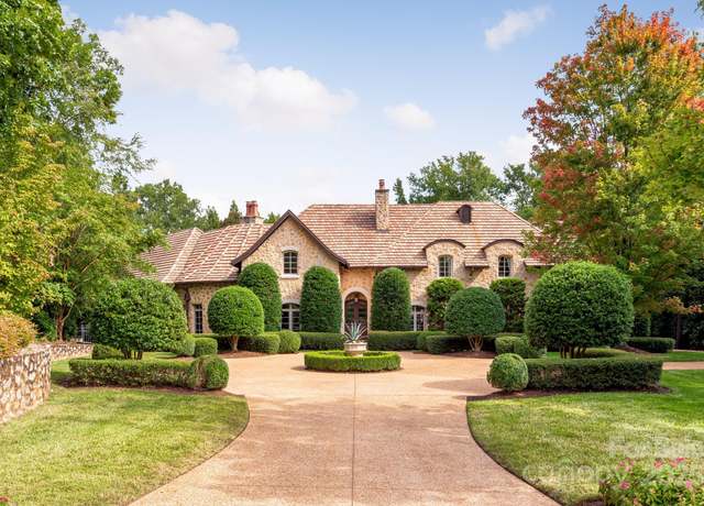 Property at 4231 Fox Brook Ln, Charlotte, NC 28211, 5 beds, 7 baths
