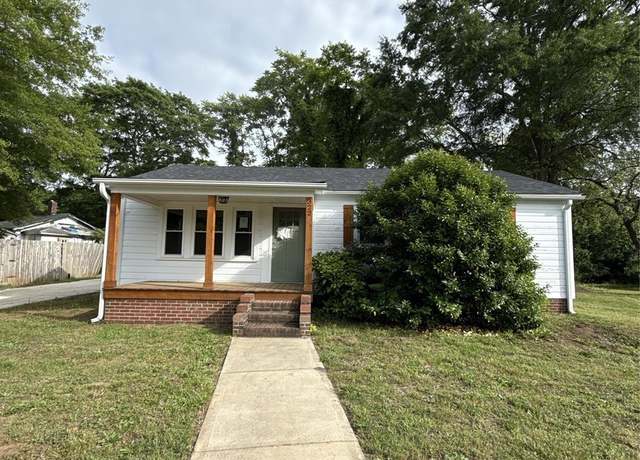 Property at 322 Buffalo St, Shelby, NC 28150, 3 beds, 1 bath