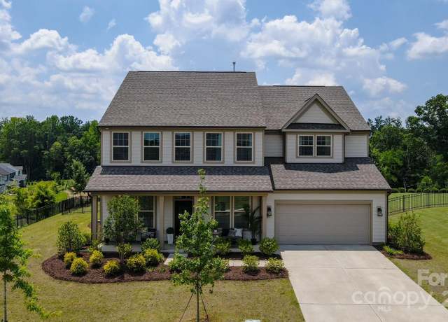 Property at 7058 Cloer Ct, Charlotte, NC 28214, 5 beds, 4 baths