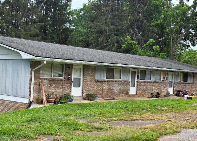 Property at 430 N Main St, Canton, NC 28716, 12 beds, 12 baths