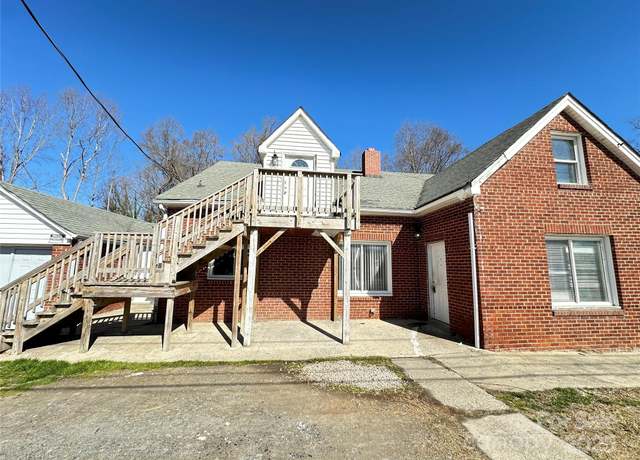 Property at 1008 Gaston Ave, Gastonia, NC 28052, 6 beds, 3 baths