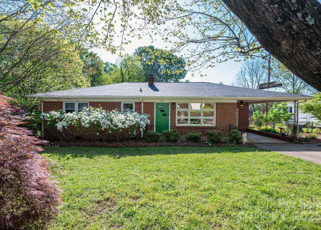 Property at 821 Mark St, Belmont, NC 28012, 3 beds, 2 baths