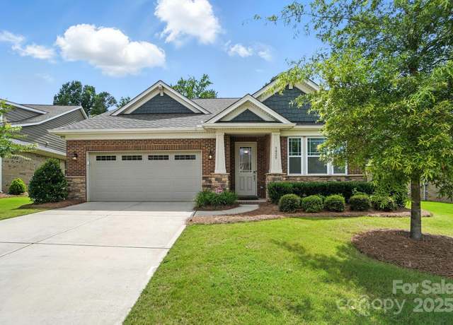 Property at 3029 Marchers Trace Dr, Charlotte, NC 28227, 2 beds, 2.5 baths