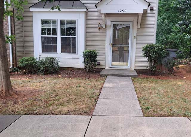 Property at 1250 Maple Shade Ln, Charlotte, NC 28270, 3 beds, 2.5 baths