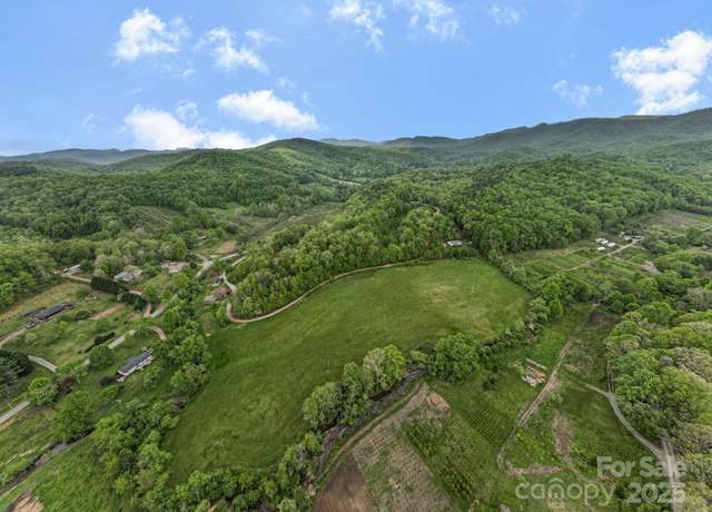 Property at 2 Harlow And Cricket Dr, Balsam Grove, NC 28708